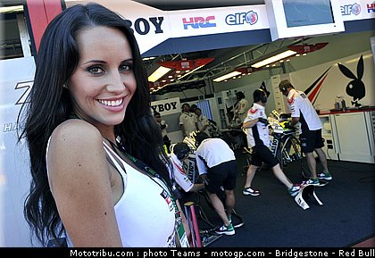 motogp_pitbabes_italie_2010_019.jpg