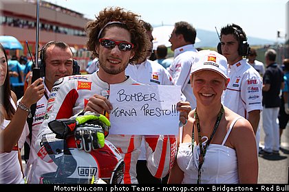 motogp_pitbabes_italie_2010_046.JPG