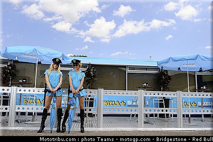 motogp_pitbabes_italie_2010_070.jpg