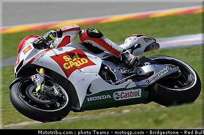 motogp_simoncelli_07_italie_2010.JPG