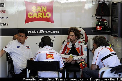 motogp_simoncelli_30_italie_2010.JPG