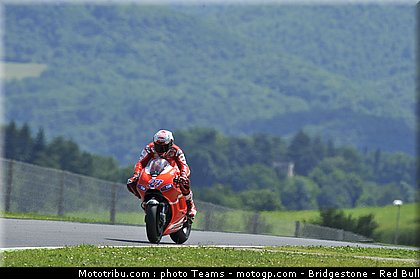 motogp_stoner_12_italie_2010.JPG