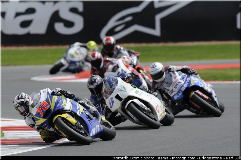moto2_angleterre_2010_017