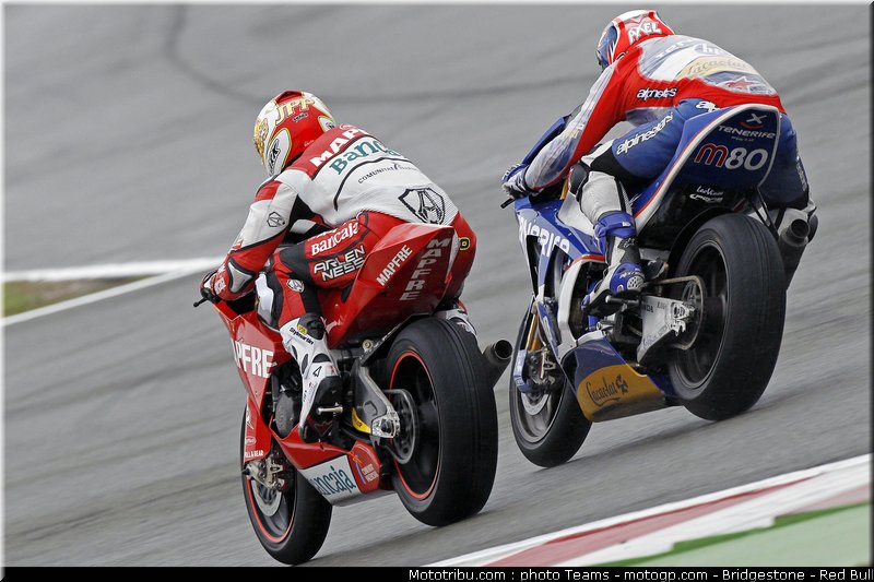 moto2_angleterre_2010_019