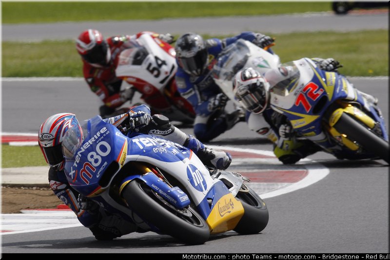moto2_angleterre_2010_023