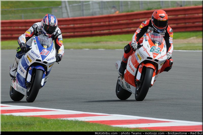 moto2_angleterre_2010_024