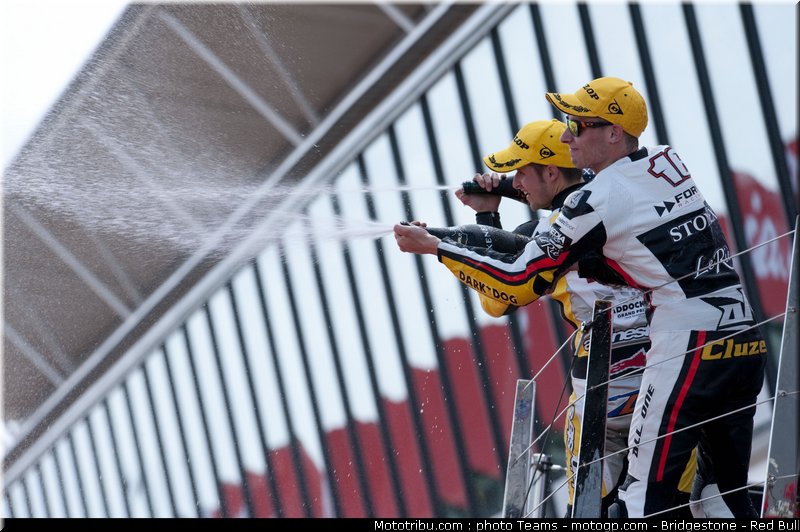 moto2_angleterre_2010_034