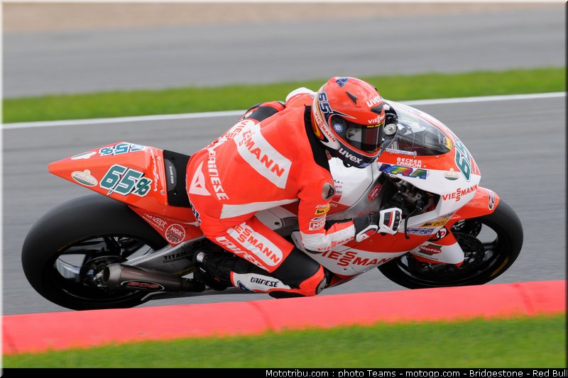 moto2_bradl_04_angleterre_2010