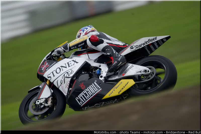 moto2_cluzel_2_angleterre_2010