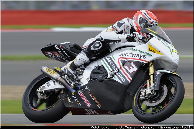 moto2_corsi_1_angleterre_2010