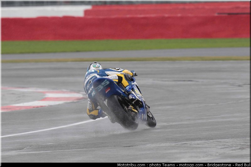 moto2_derosa_03_angleterre_2010