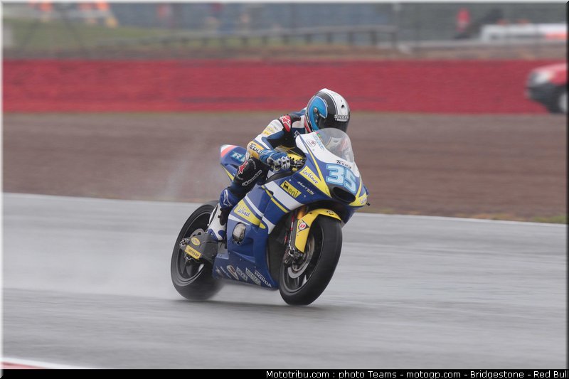 moto2_derosa_04_angleterre_2010