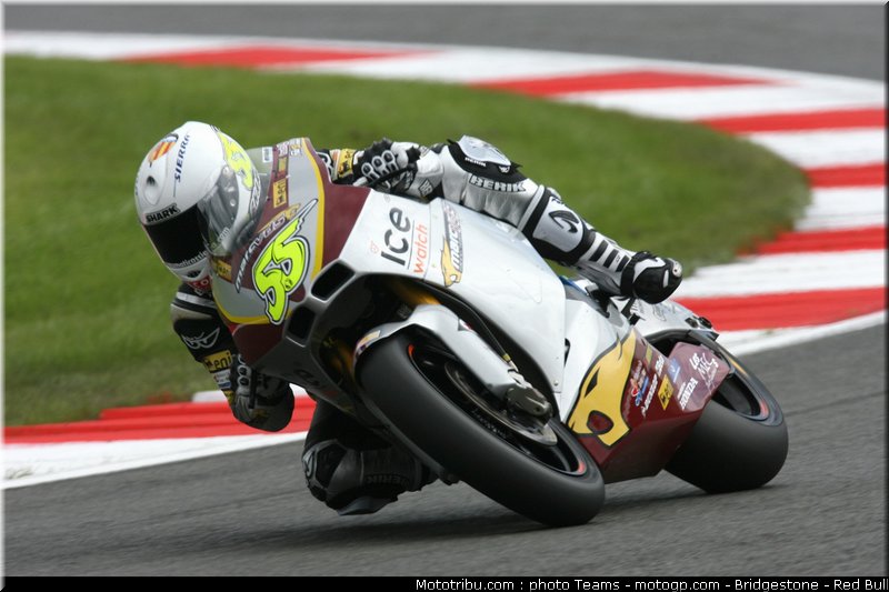 moto2_faubel_1_angleterre_2010