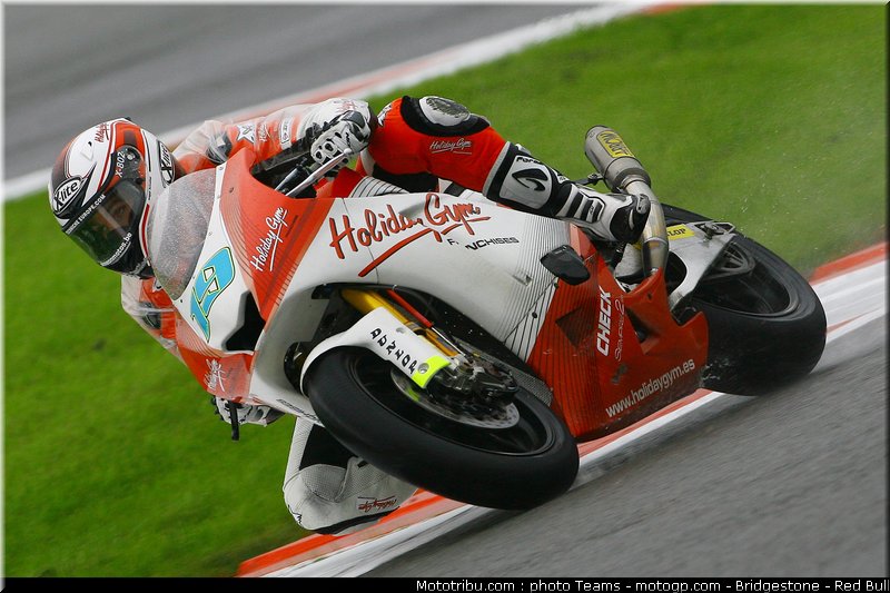 moto2_simeon_1_angleterre_2010