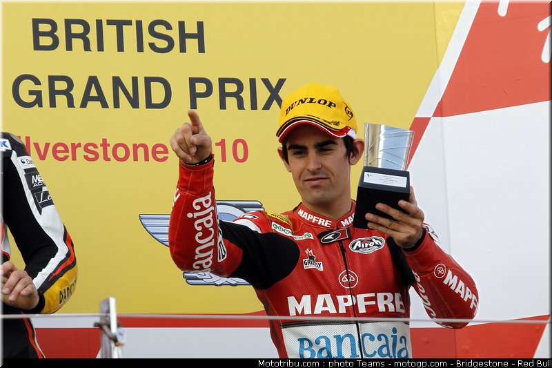 moto2_simon_13_angleterre_2010