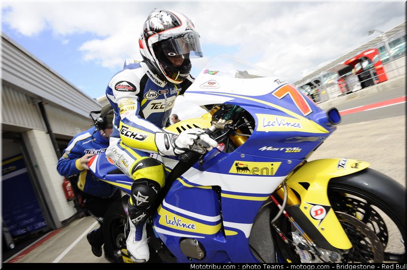 moto2_takahashi_02_angleterre_2010