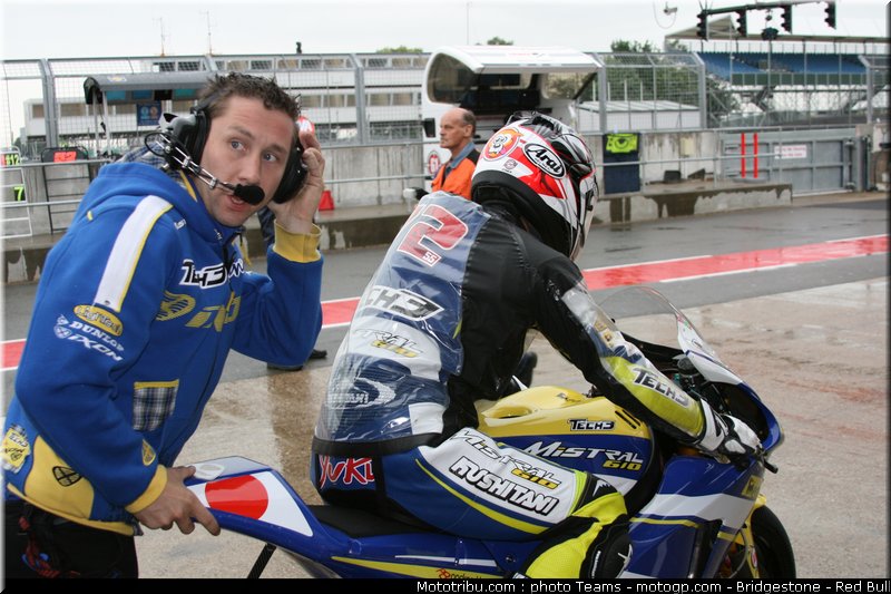 moto2_takahashi_05_angleterre_2010