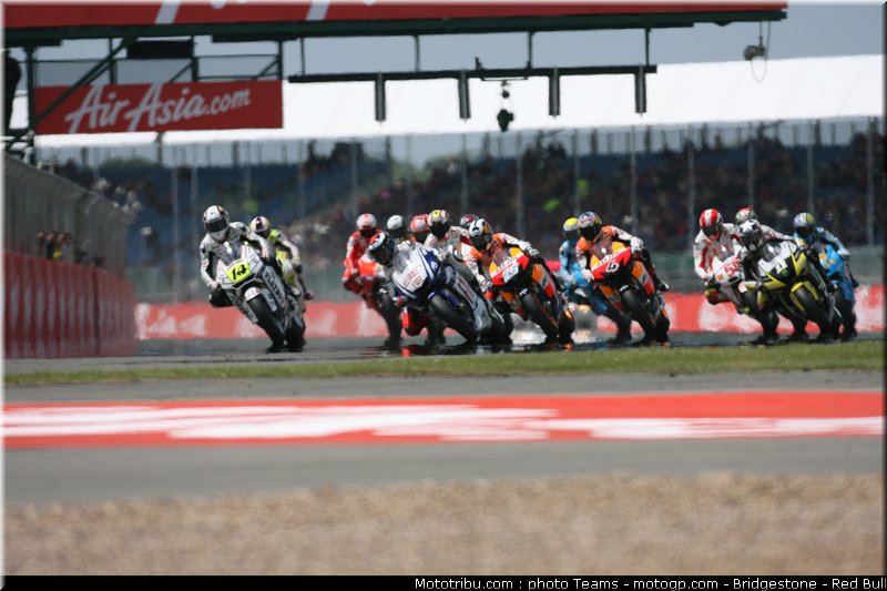 motogp_angleterre_2010_0006