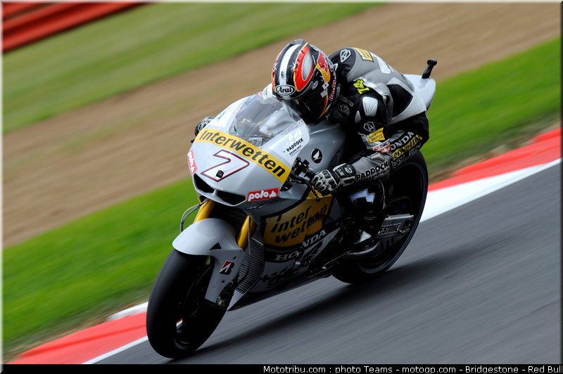 motogp_aoyama_7_angleterre_2010