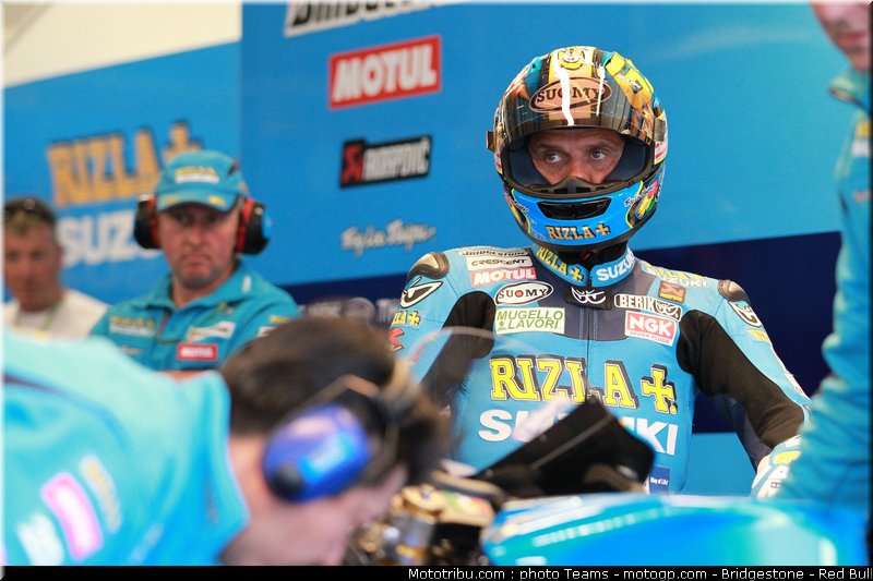 motogp_capirossi_03_angleterre_2010