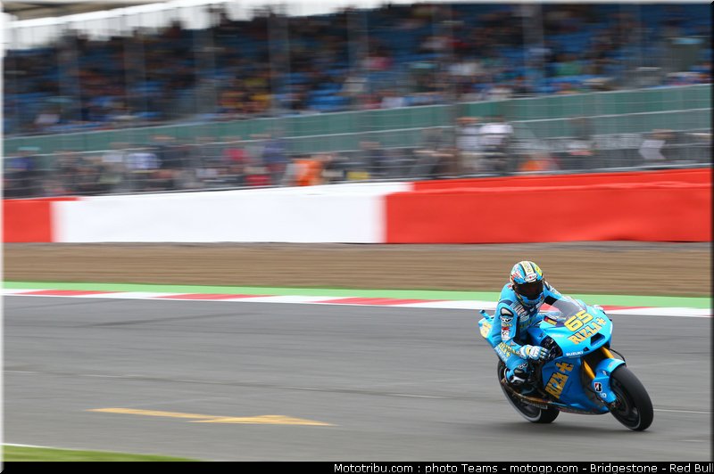 motogp_capirossi_05_angleterre_2010