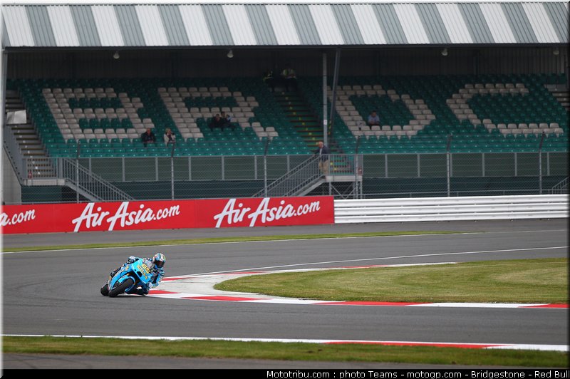 motogp_capirossi_06_angleterre_2010