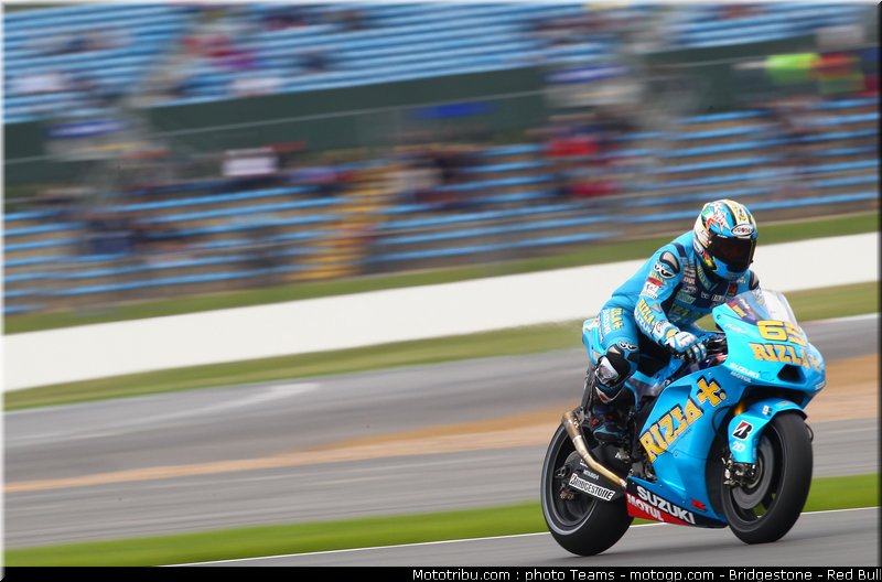 motogp_capirossi_13_angleterre_2010