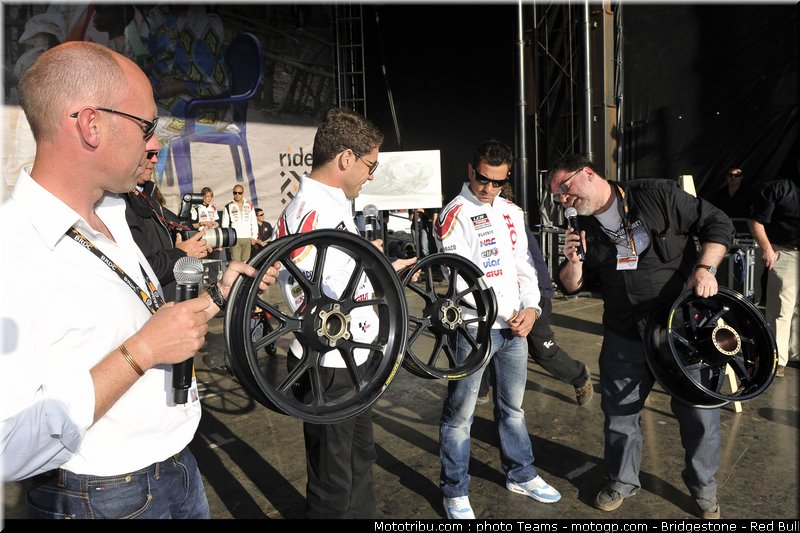 motogp_depuniet_01_angleterre_2010
