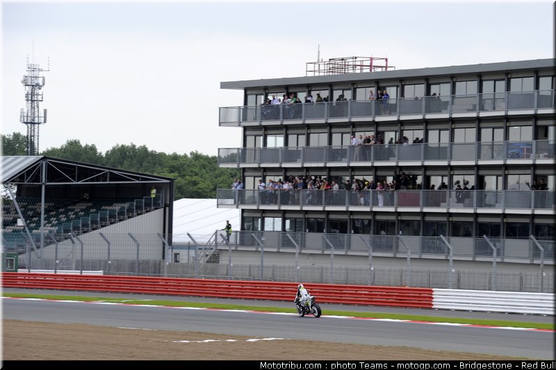 motogp_depuniet_13_angleterre_2010