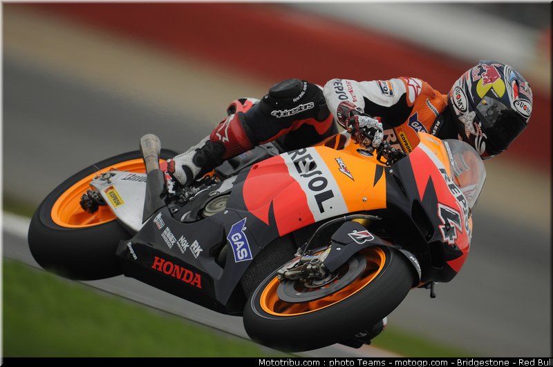 motogp_dovizioso_02_angleterre_2010
