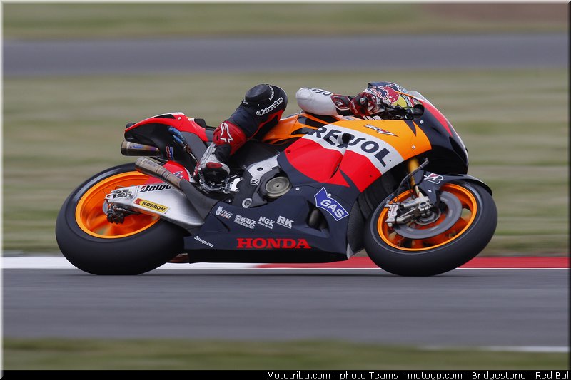 motogp_dovizioso_06_angleterre_2010