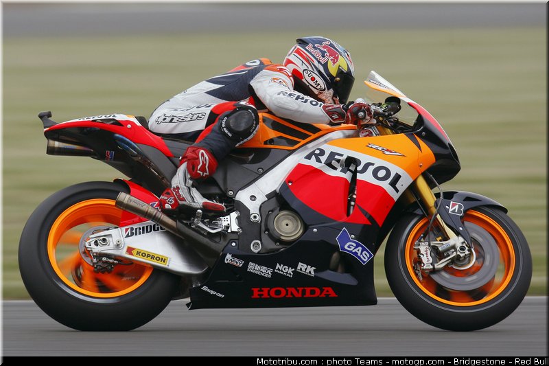 motogp_dovizioso_07_angleterre_2010