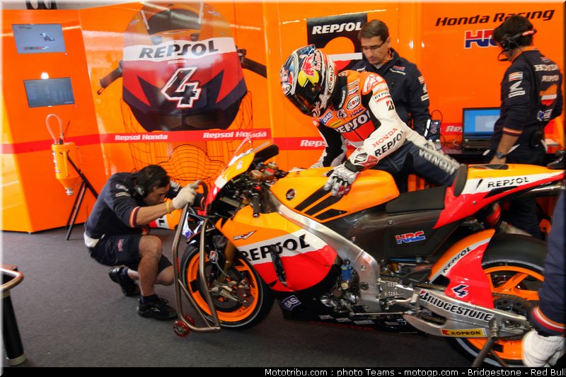 motogp_dovizioso_12_angleterre_2010