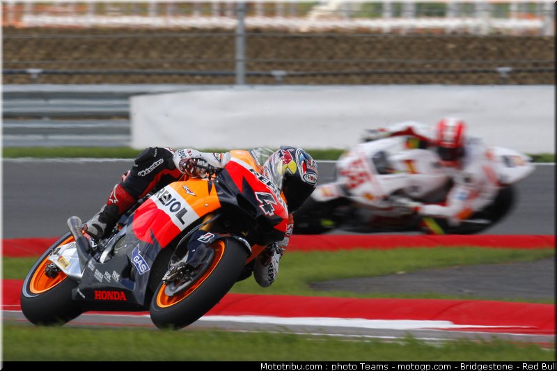 motogp_dovizioso_18_angleterre_2010