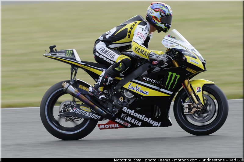 motogp_edwards_12_angleterre_2010