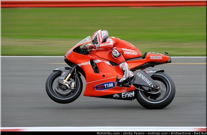 motogp_hayden_02_angleterre_2010