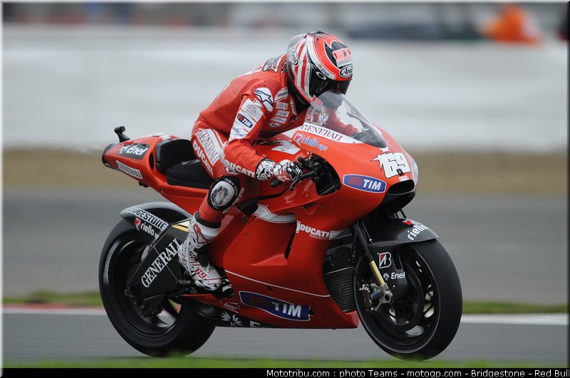 motogp_hayden_15_angleterre_2010