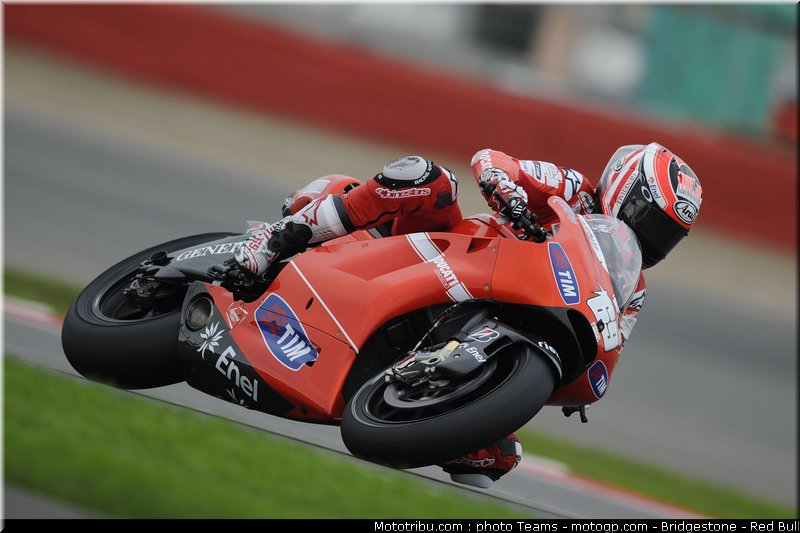 motogp_hayden_16_angleterre_2010
