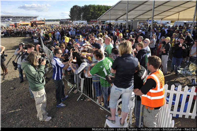 motogp_lorenzo_10_angleterre_2010