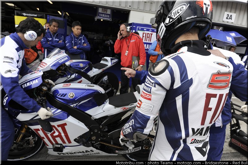 motogp_lorenzo_13_angleterre_2010