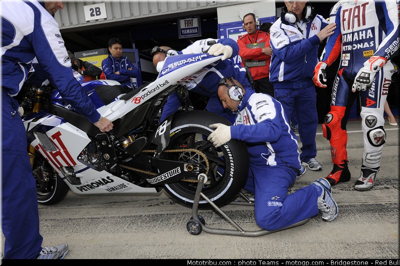 motogp_lorenzo_16_angleterre_2010
