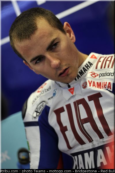 motogp_lorenzo_22_angleterre_2010