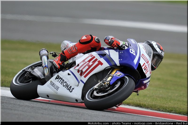 motogp_lorenzo_24_angleterre_2010