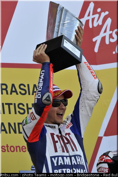 motogp_lorenzo_33_angleterre_2010