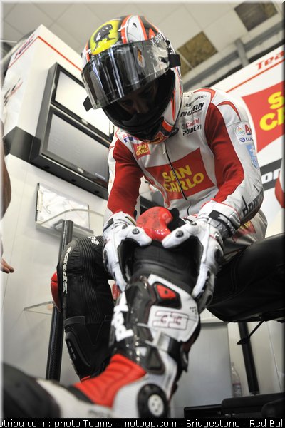 motogp_melandri_10_angleterre_2010