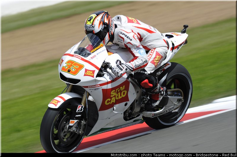 motogp_melandri_13_angleterre_2010