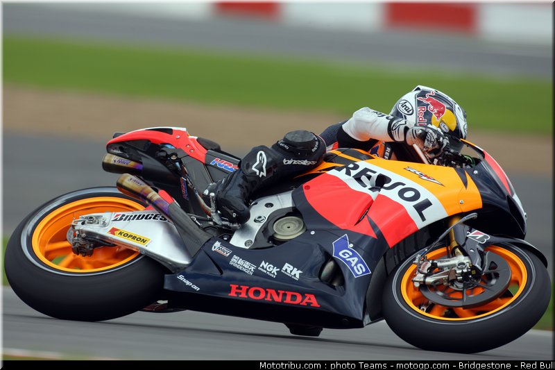 motogp_pedrosa_15_angleterre_2010