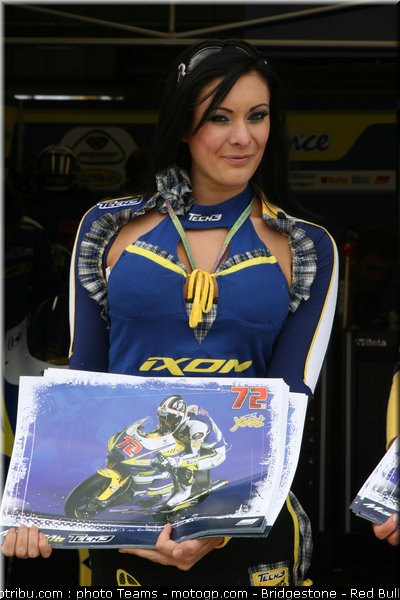 motogp_pitbabe_034_angleterre_2010