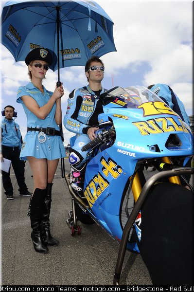 motogp_pitbabe_050_angleterre_2010