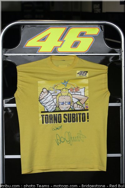 motogp_rossi_4_angleterre_2010